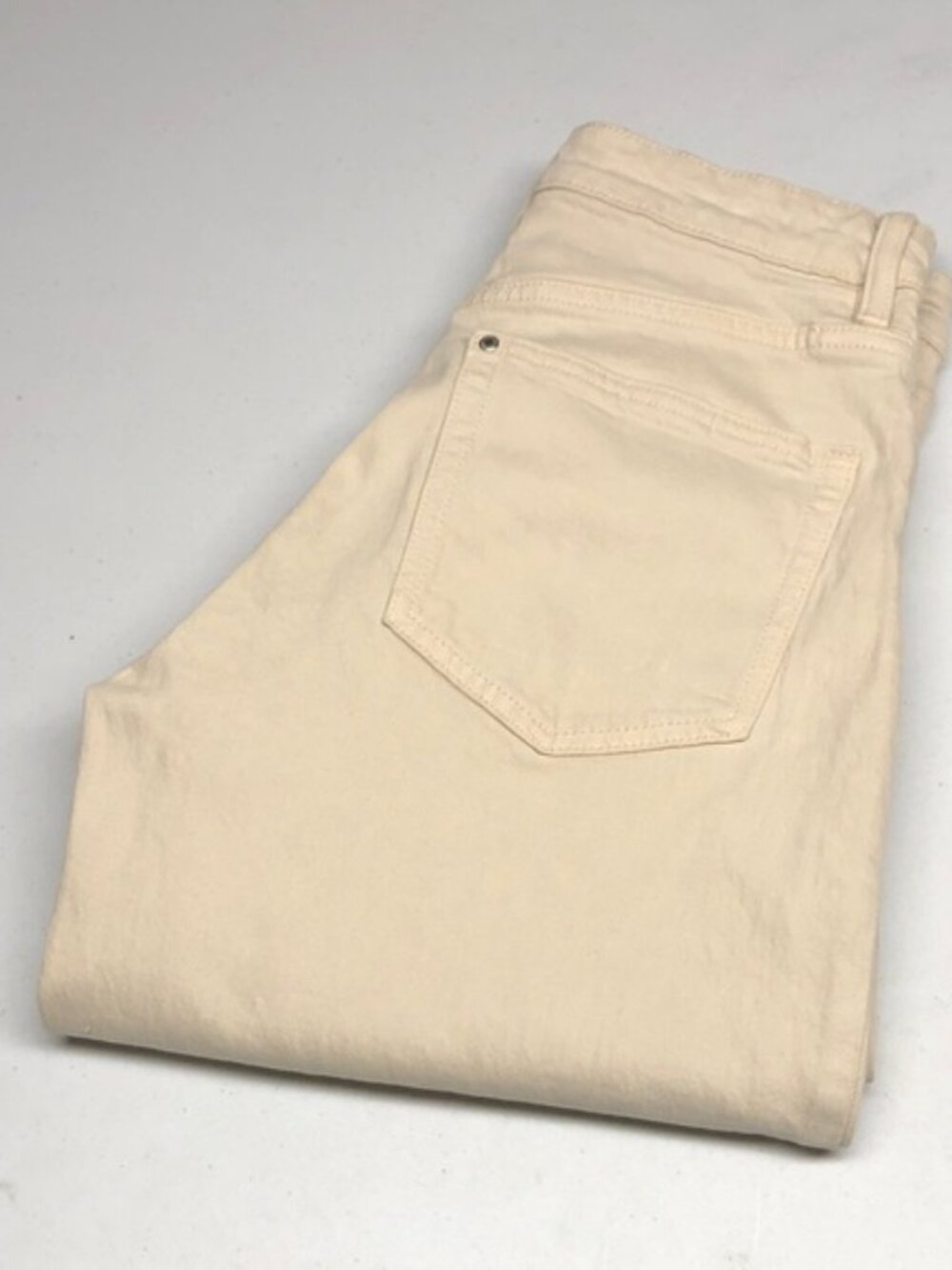 &DENIM CREAM COLOR WIDE LEG CROP JEANS 4/27x25 ⭐️